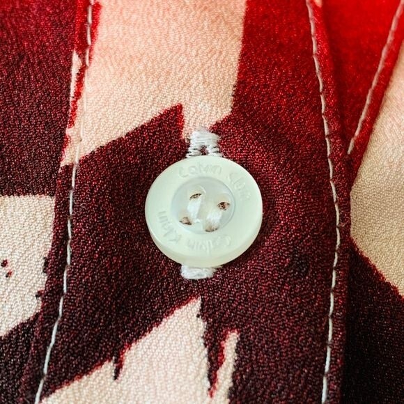 Calvin Klein Red and Black top  Ombre long sleeve blouse size S front pockets - Picture 11 of 11